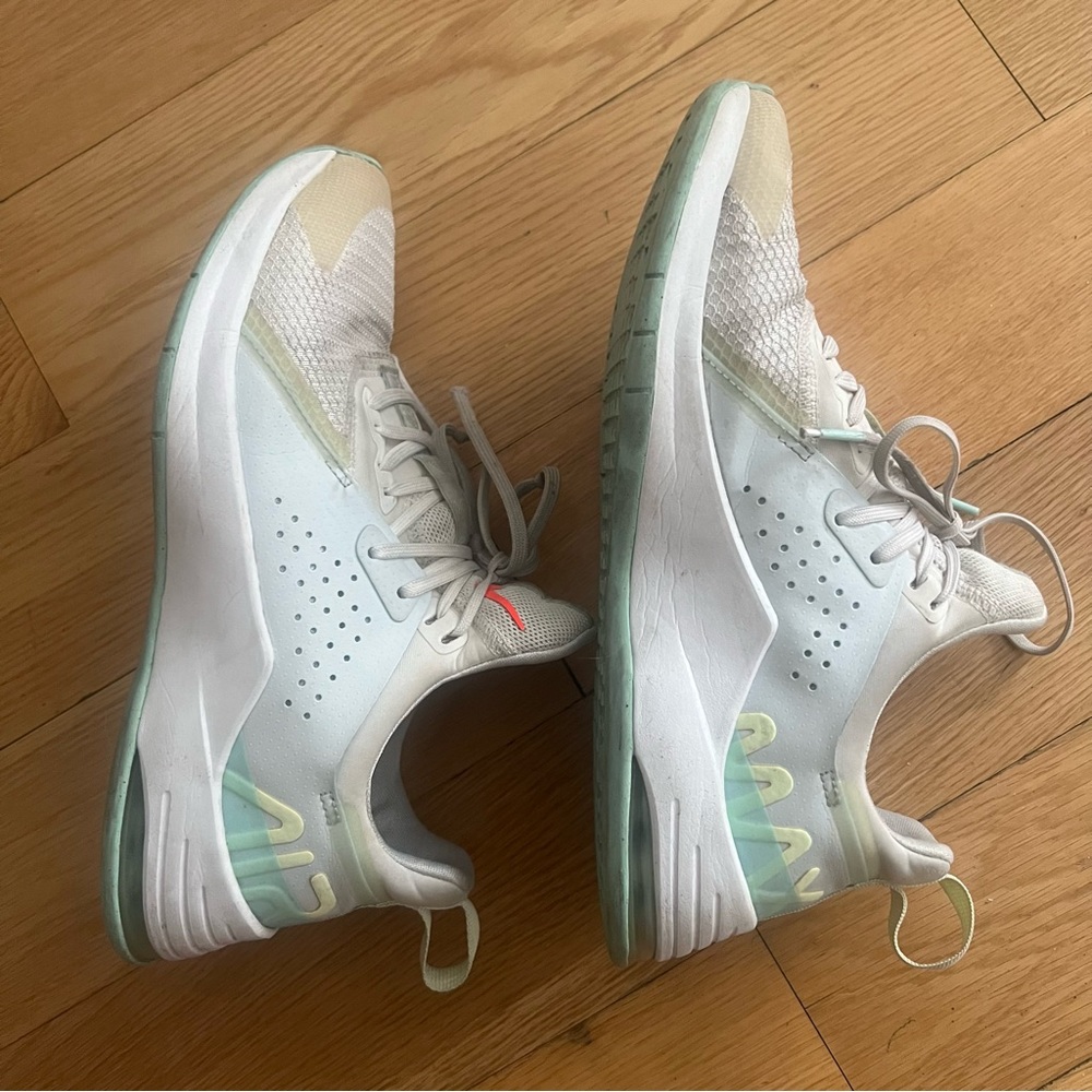 Nike Air Max Bella Tennis Shoes